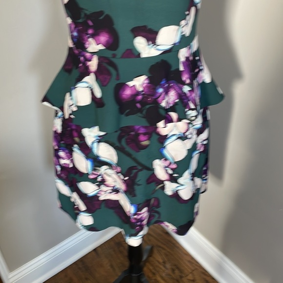 BANANA REPUBLIC floral perfect dress with pockets - Picture 3 of 10